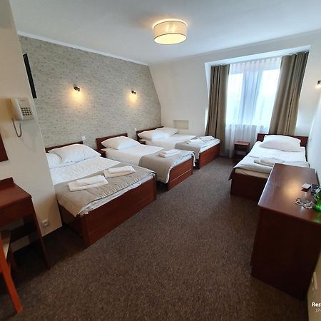 Hotel Palacowa Narol ภายนอก รูปภาพ