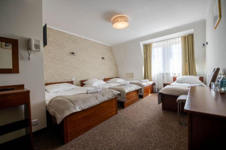 Hotel Palacowa Narol ภายนอก รูปภาพ