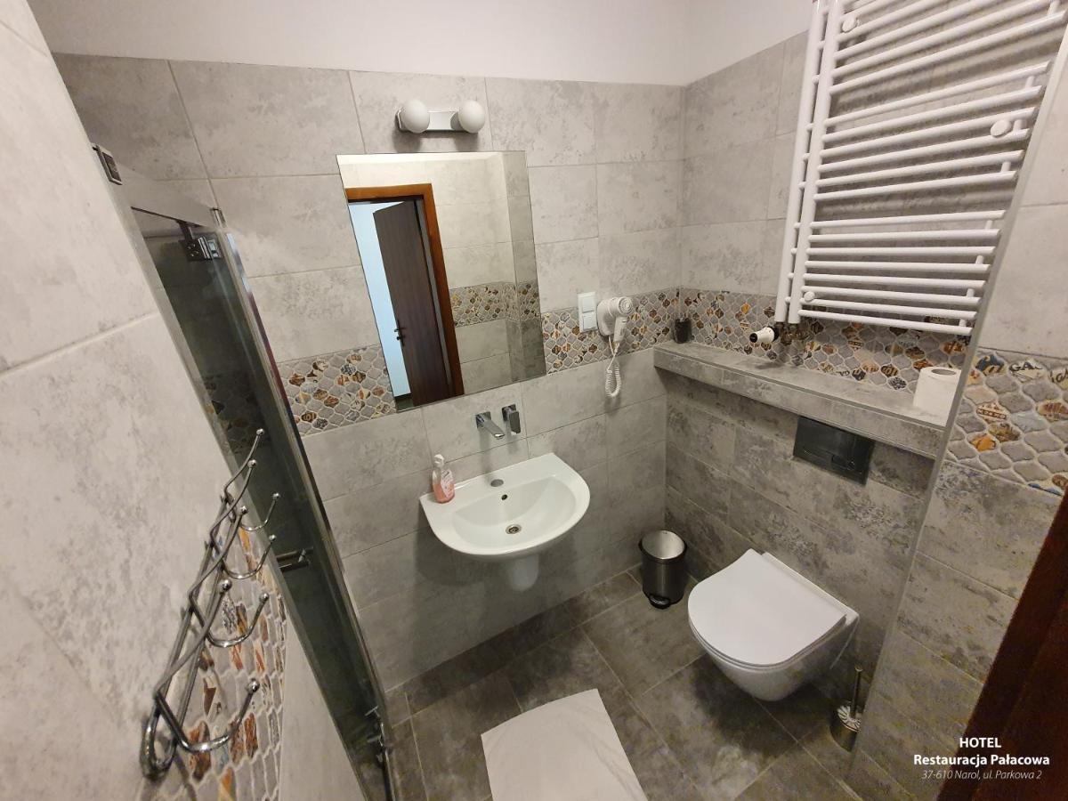Hotel Palacowa Narol ภายนอก รูปภาพ
