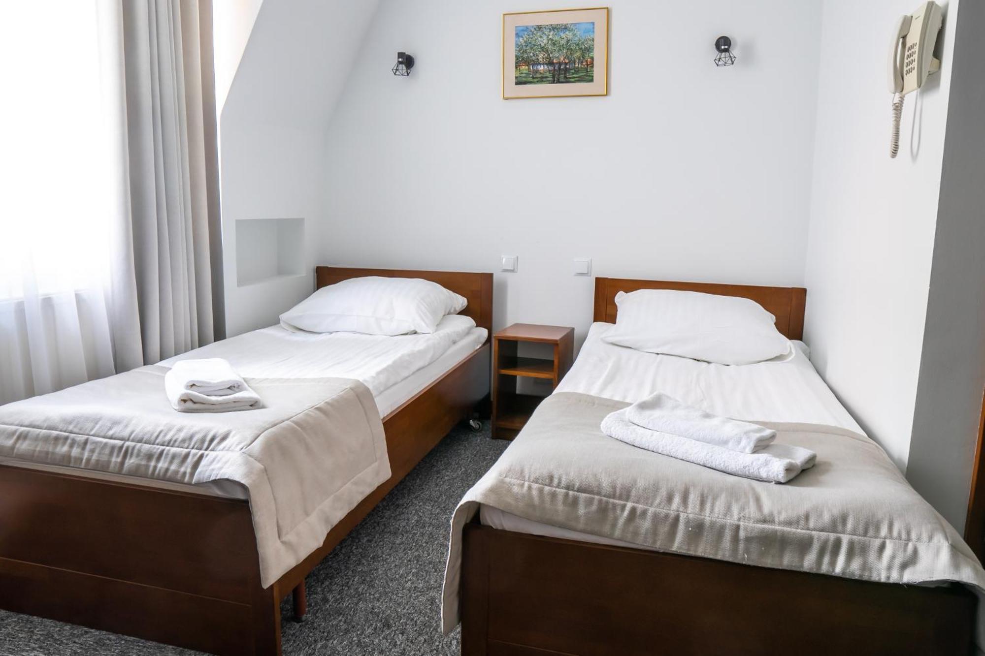Hotel Palacowa Narol ภายนอก รูปภาพ