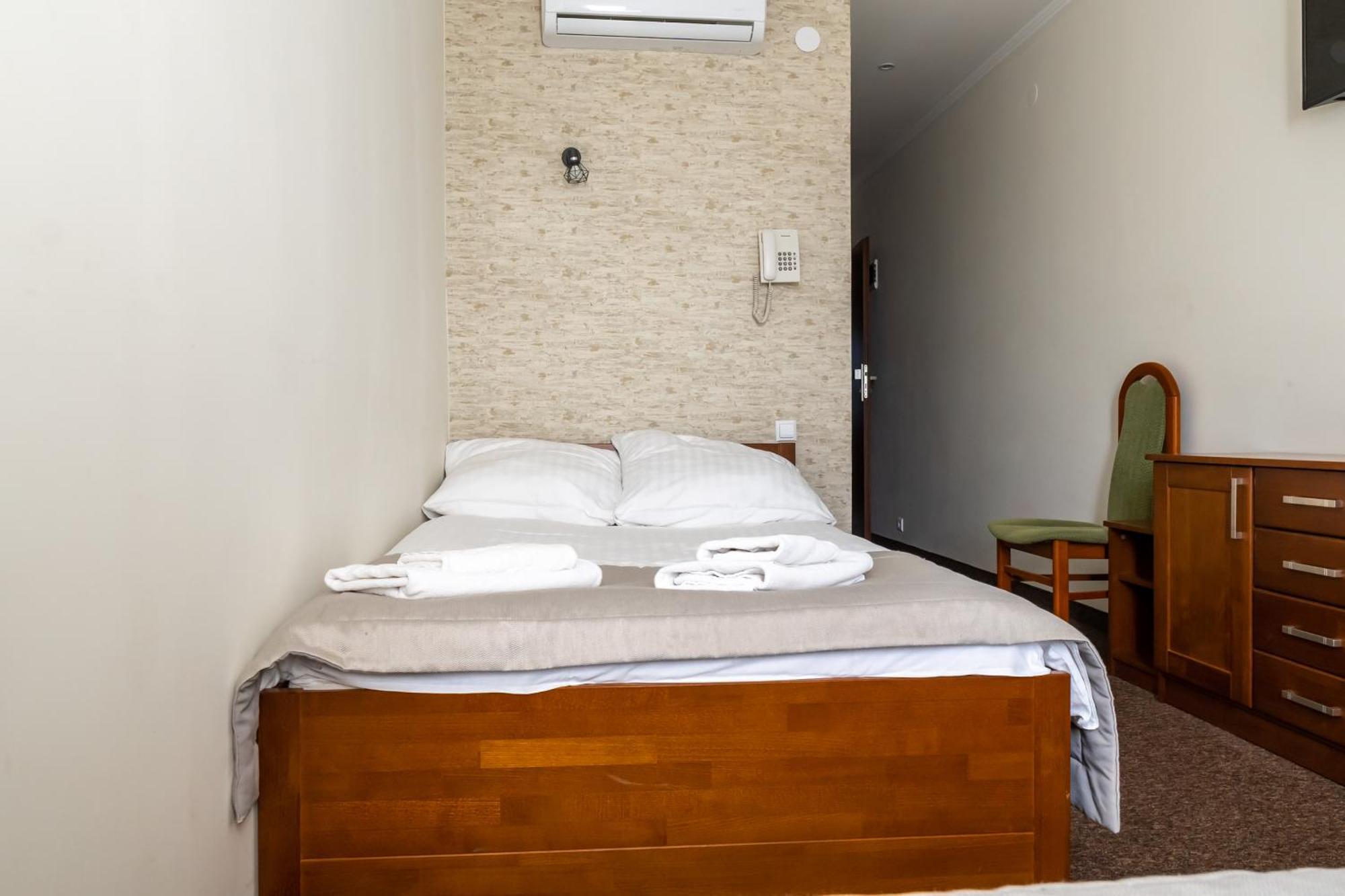 Hotel Palacowa Narol ภายนอก รูปภาพ